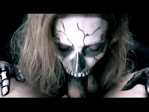 ❤️ Démon lány szopja a farkat fekete szájával és lenyeli a spermát. ❤ Porno at hu.pornhdvideos.ru ❤